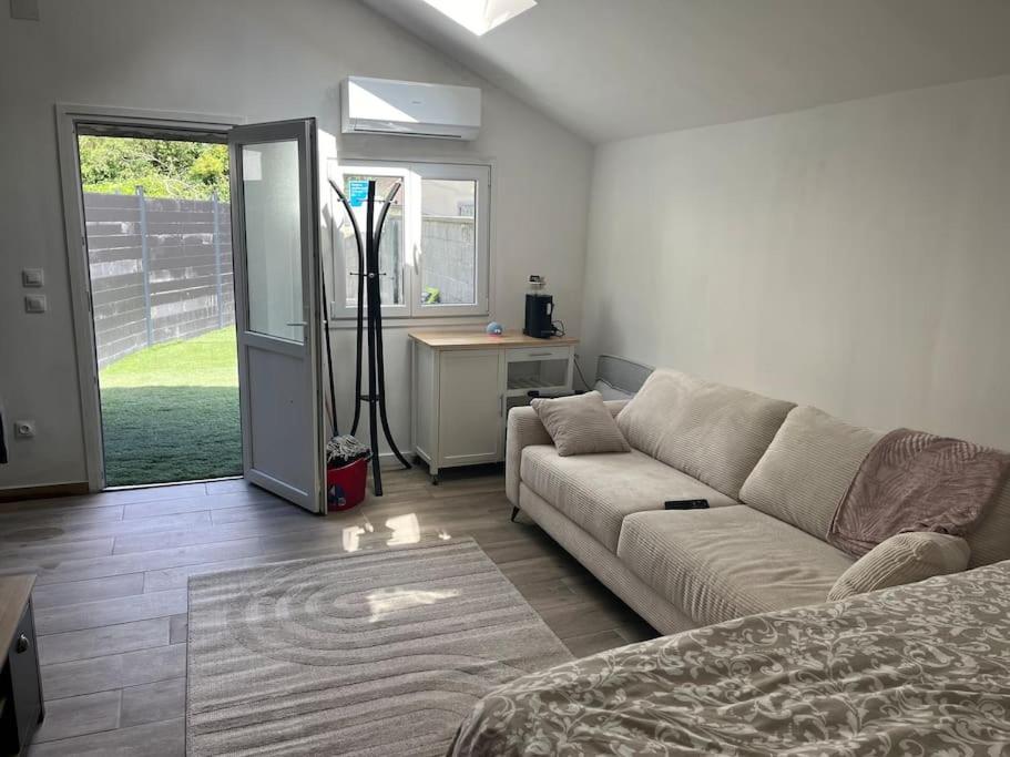 Maisonnette Avec Terrasse Avec Spa Privatif Lutterbach Εξωτερικό φωτογραφία