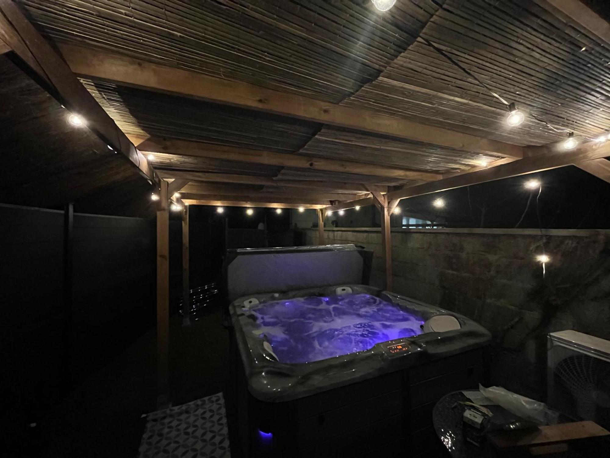 Maisonnette Avec Terrasse Avec Spa Privatif Lutterbach Εξωτερικό φωτογραφία